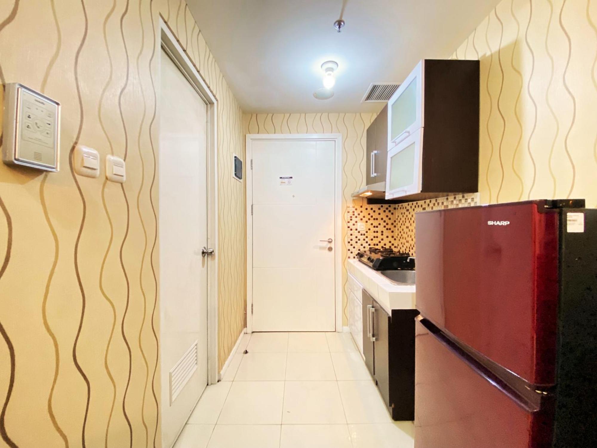 Cozy Living 1br At Parahyangan By Travelio