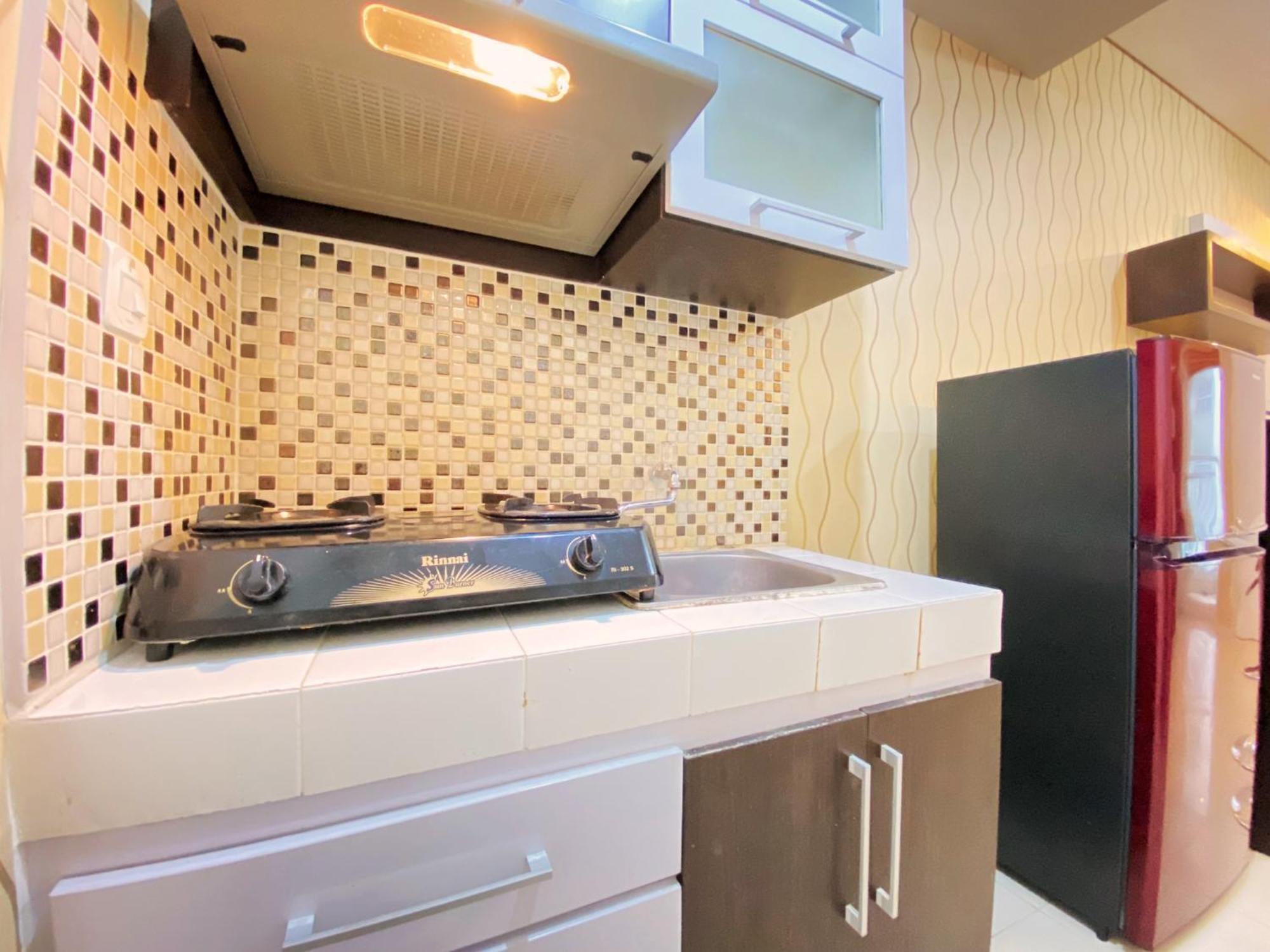 Cozy Living 1br At Parahyangan By Travelio Apartemen *