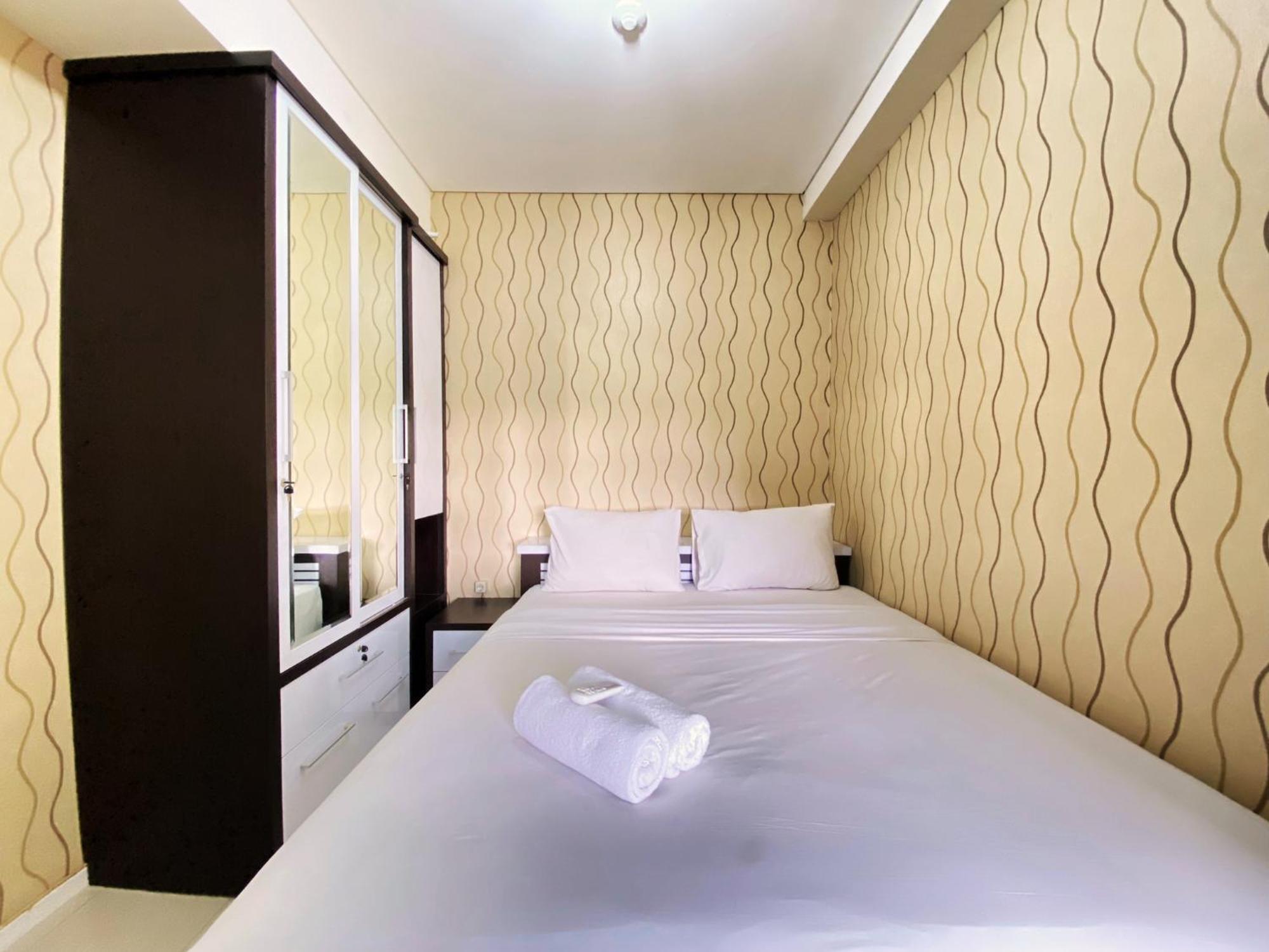 Cozy Living 1br At Parahyangan By Travelio Apartemen Bandung