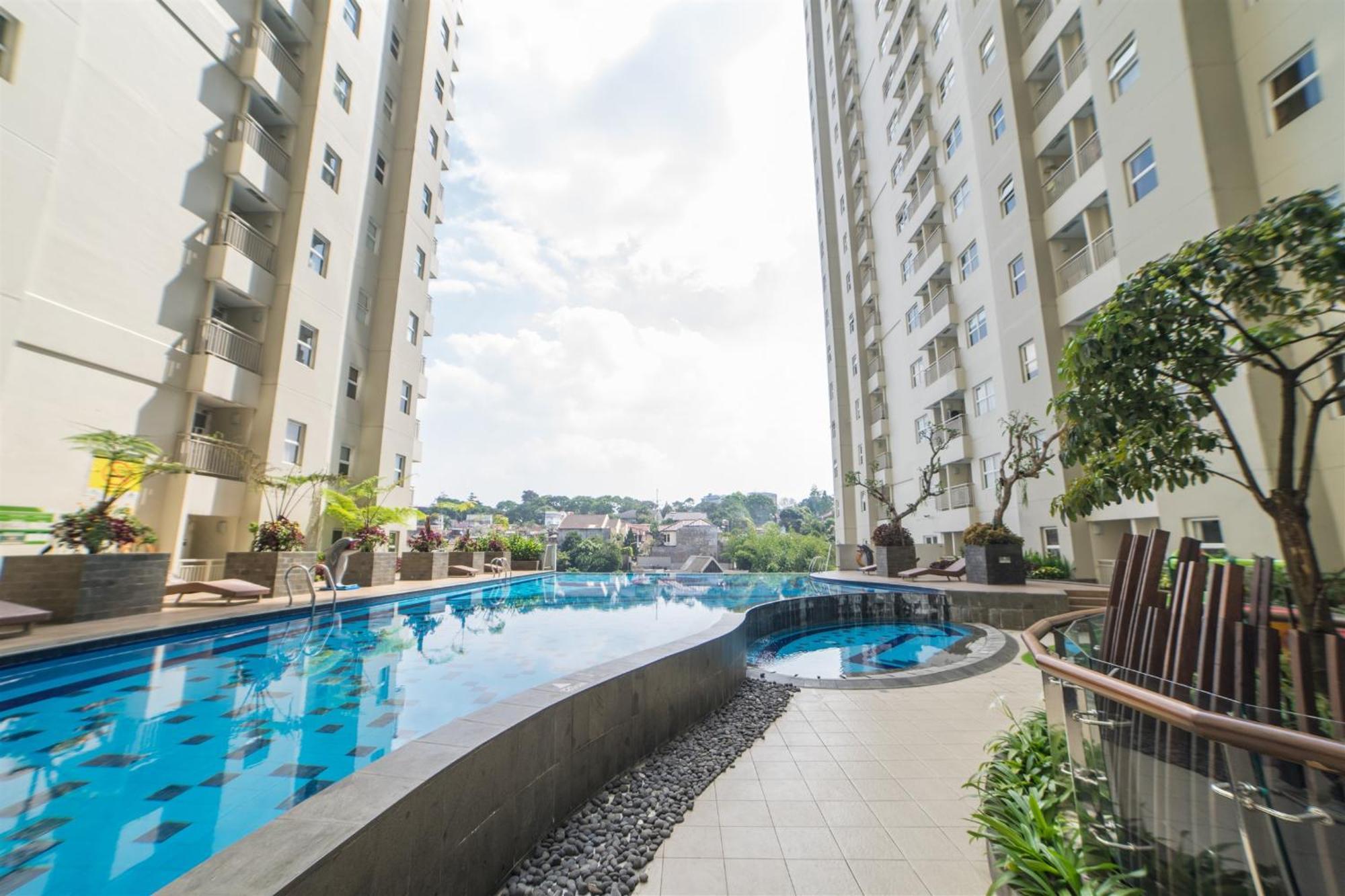 Cozy Living 1br At Parahyangan By Travelio Apartemen *